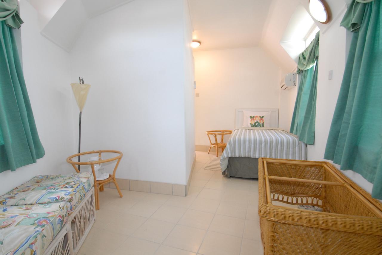 Deyna'S City Inn St. George's 外观 照片